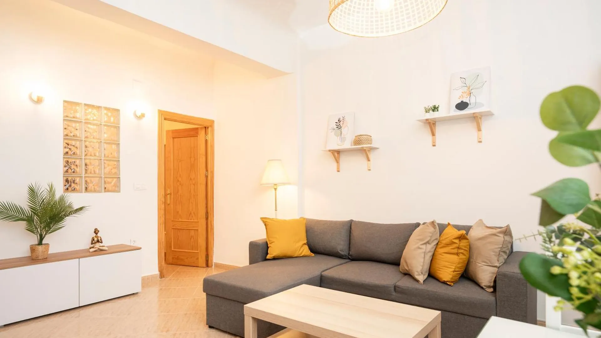 Encanto Nazari, By Daimar Granada Spain