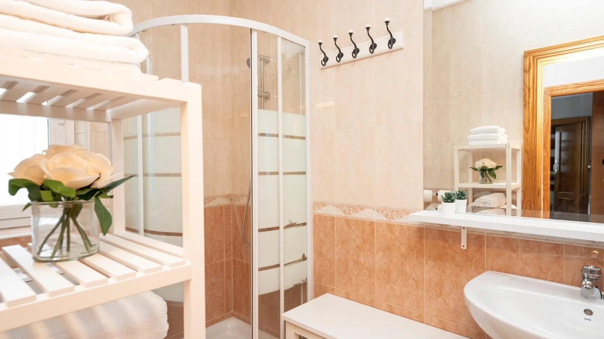 Encanto Nazari, By Daimar Granada Apartment