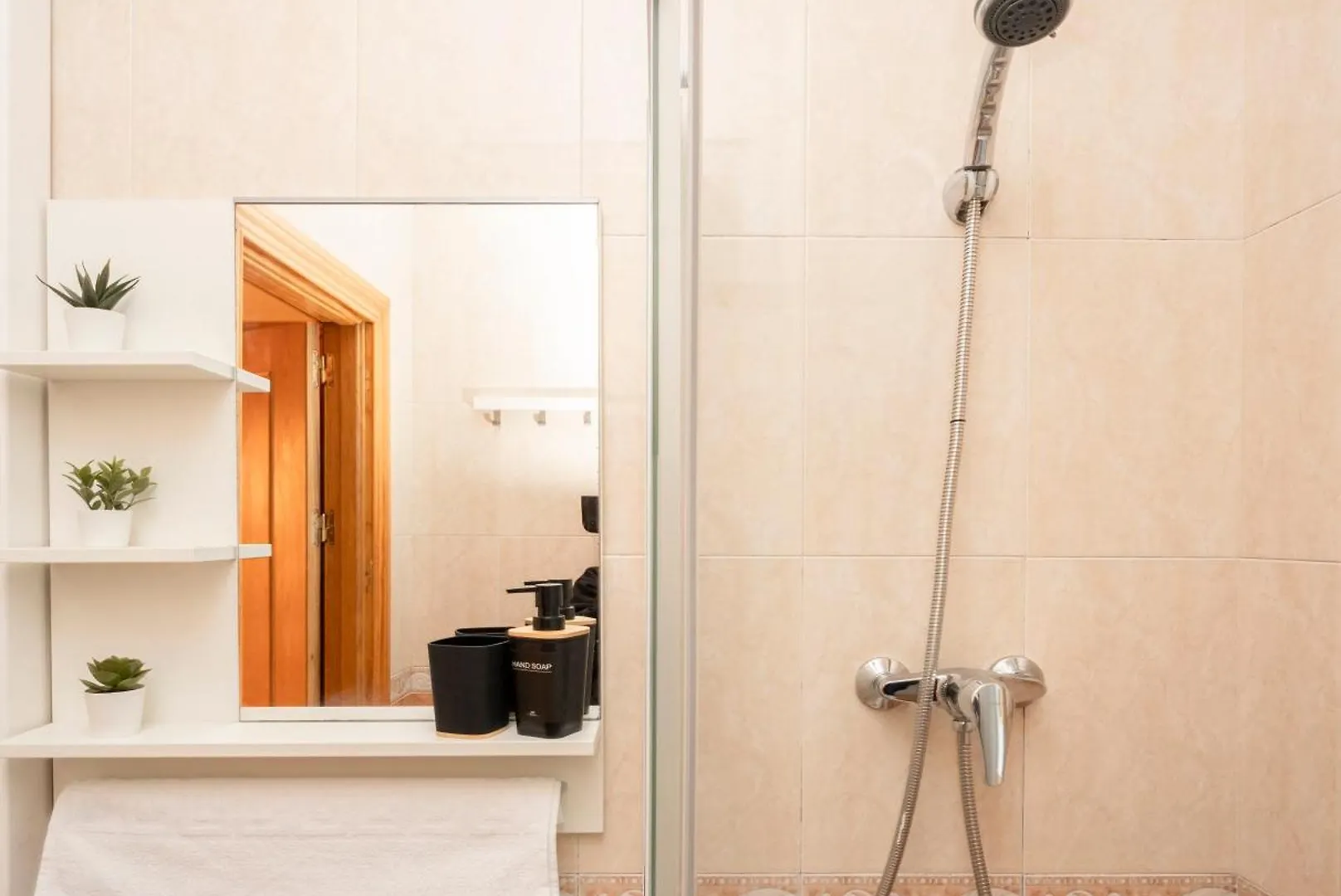 Encanto Nazari, By Daimar Granada Apartment